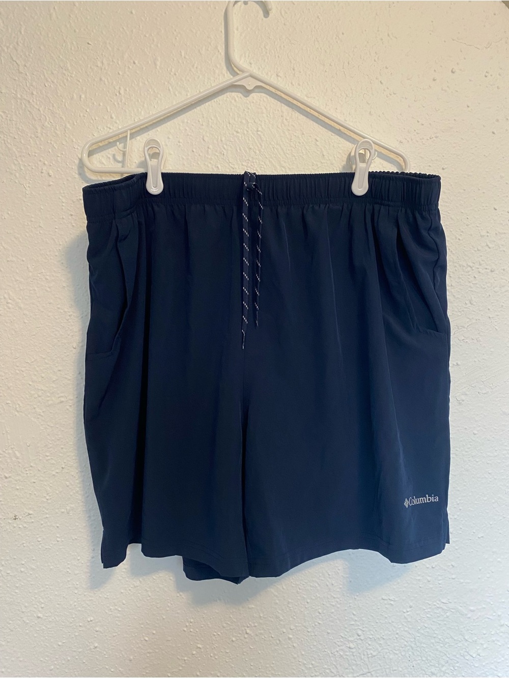 Columbia Navy Athletic Elastic Waist Shorts